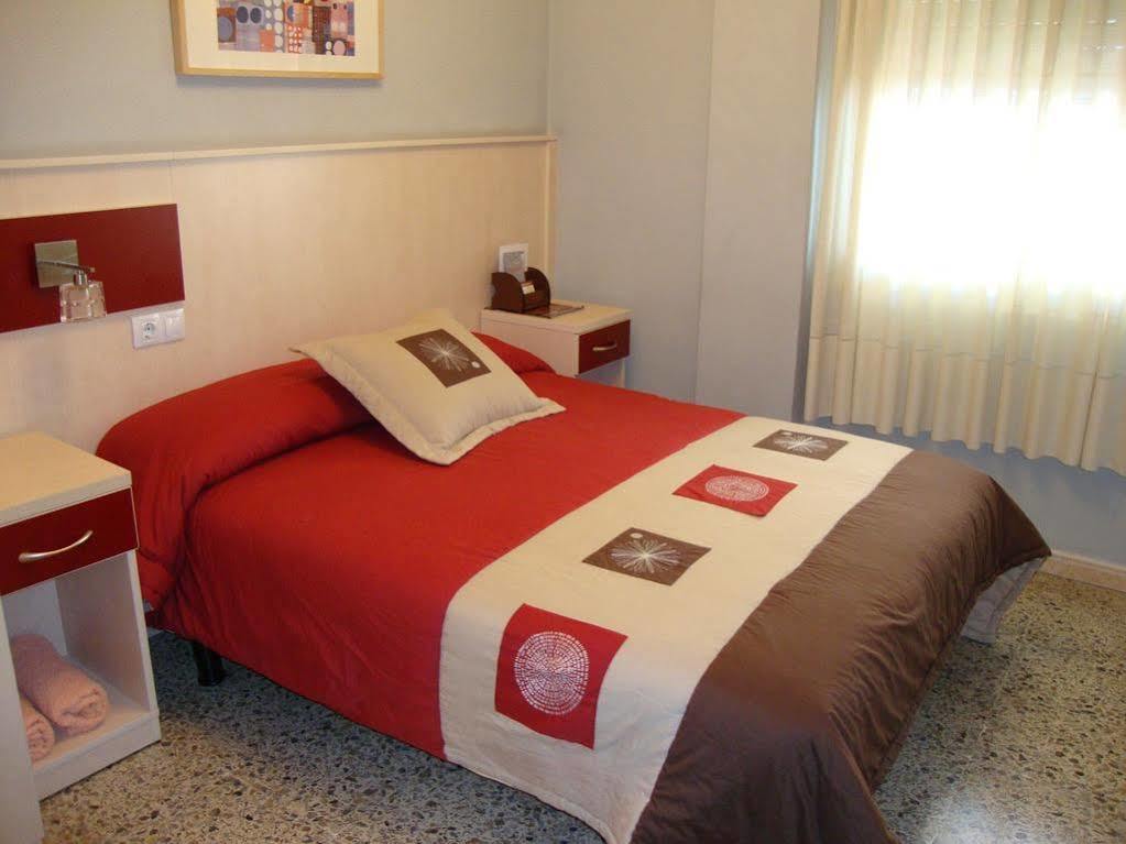 Hostal Badalona Exterior foto